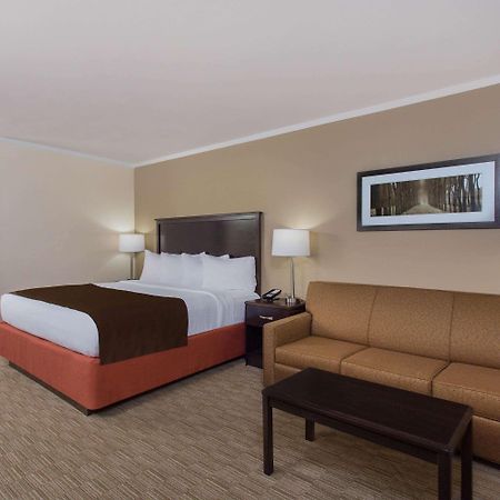 Americinn By Wyndham Janesville Eksteriør billede